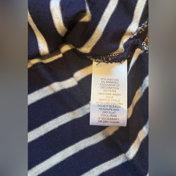 Cable & Gauge Size M Navy/Gray Striped Tunic Top - Picture 2 of 4
